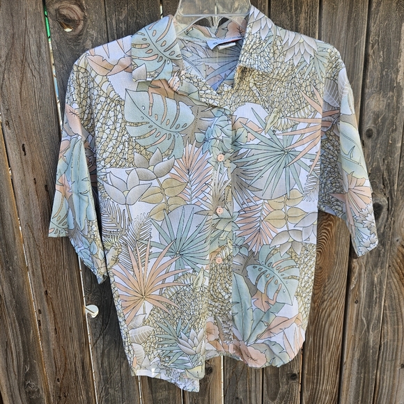 Rhapsody Tops - Rhapsody Tropical Print Women Shirt Size Small